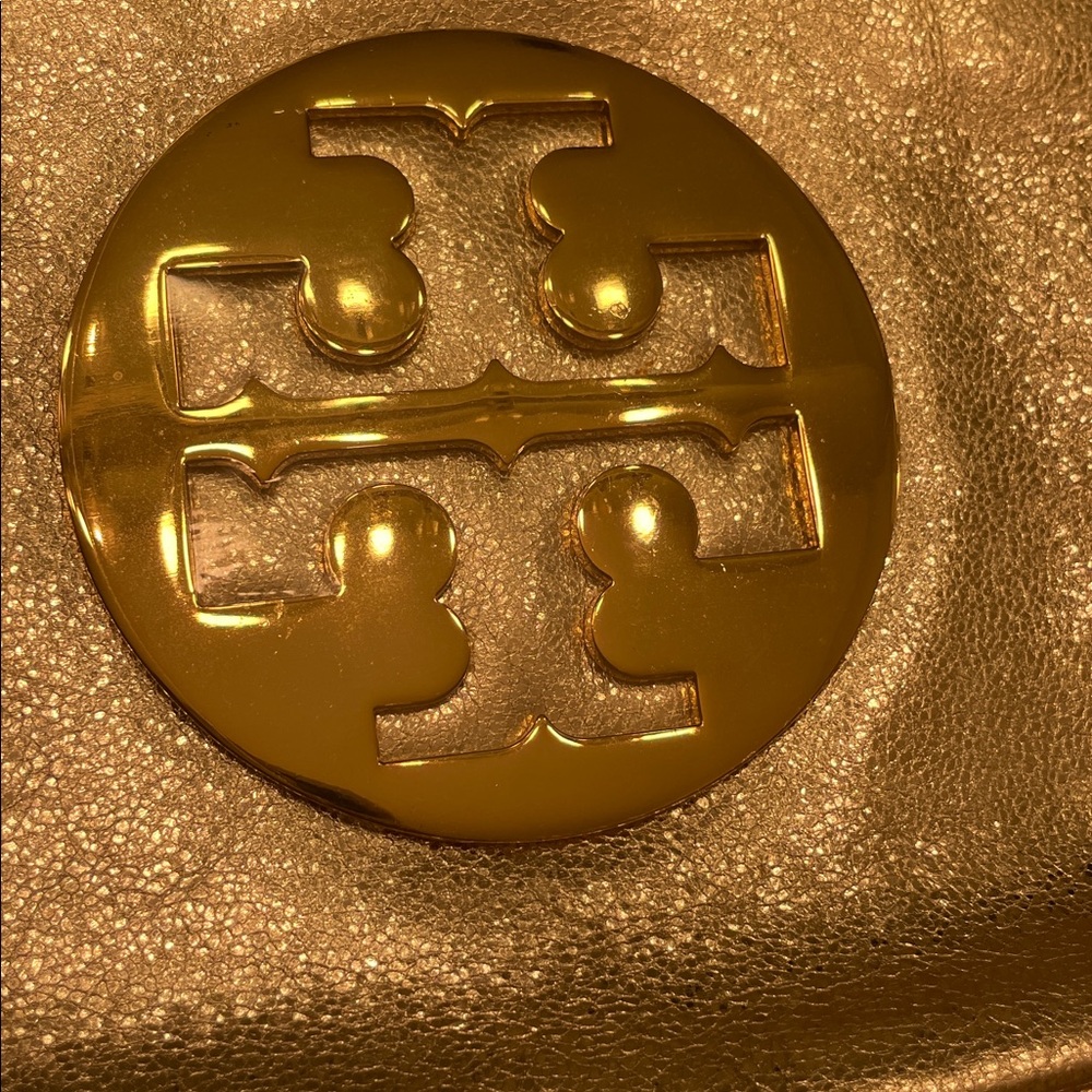 Tory Burch metallic gold clutch - Picture 6 of 16